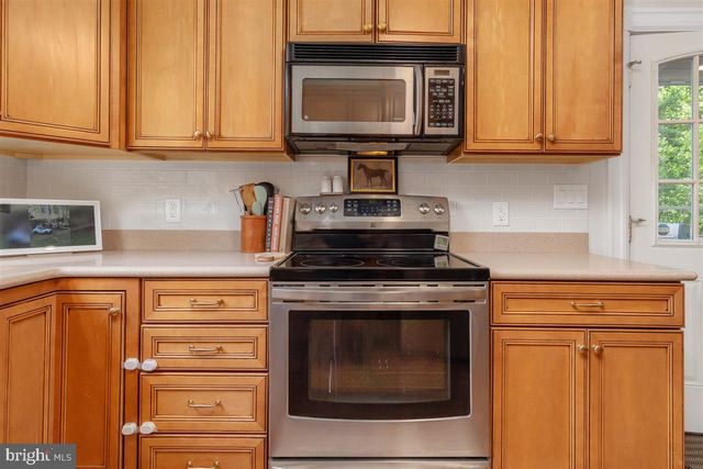 1009 OAK HILL AVE, Hagerstown, MD 21742