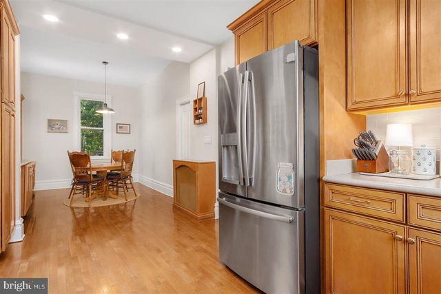 1009 OAK HILL AVE, Hagerstown, MD 21742
