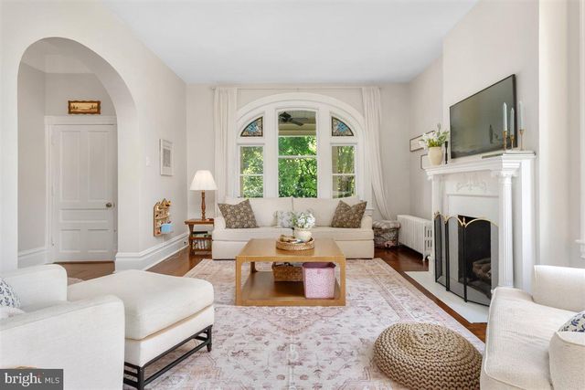 1009 OAK HILL AVE, Hagerstown, MD 21742