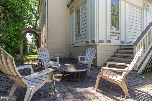 1009 OAK HILL AVE, Hagerstown, MD 21742