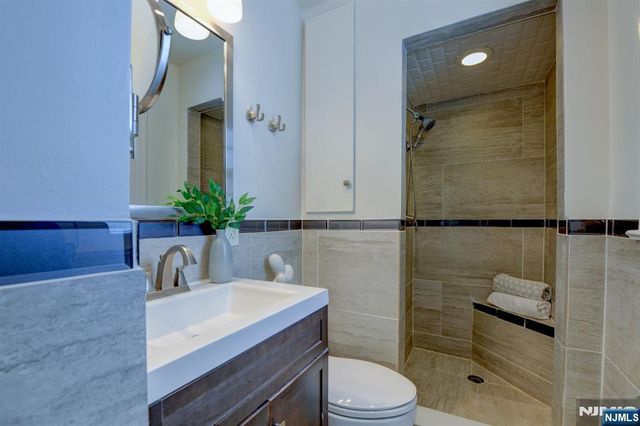 15 Winding Way, West Orange, NJ 07052