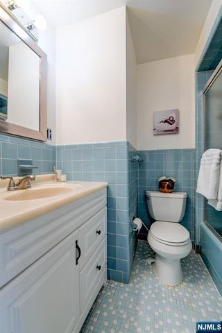 15 Winding Way, West Orange, NJ 07052