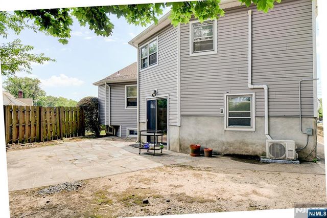15 Winding Way, West Orange, NJ 07052