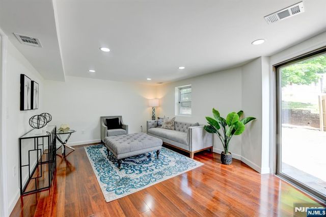 15 Winding Way, West Orange, NJ 07052