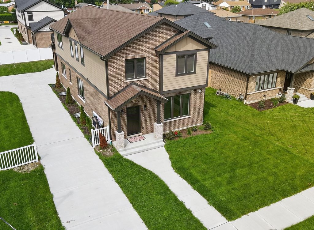 7948 W 74TH Street, Bridgeview, IL 60455