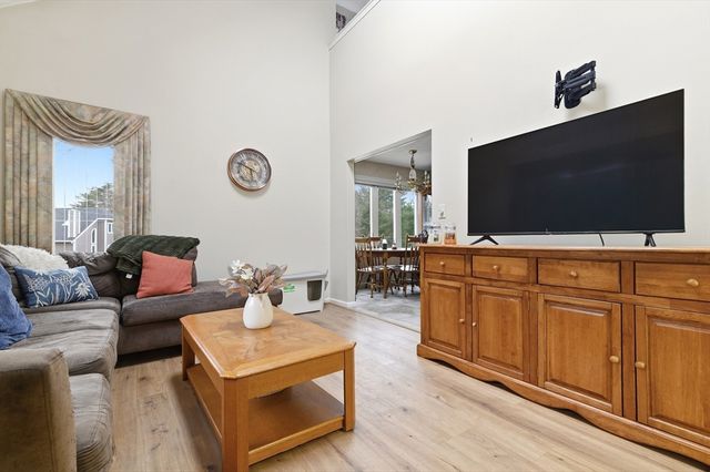 30 Old Quarry Dr 30, Weymouth, MA 02188