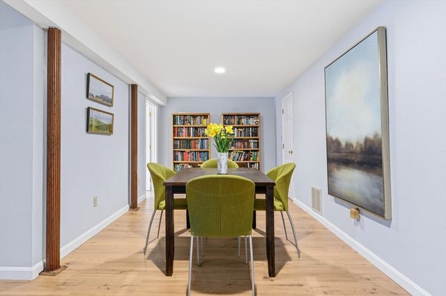 30 Old Quarry Dr 30, Weymouth, MA 02188