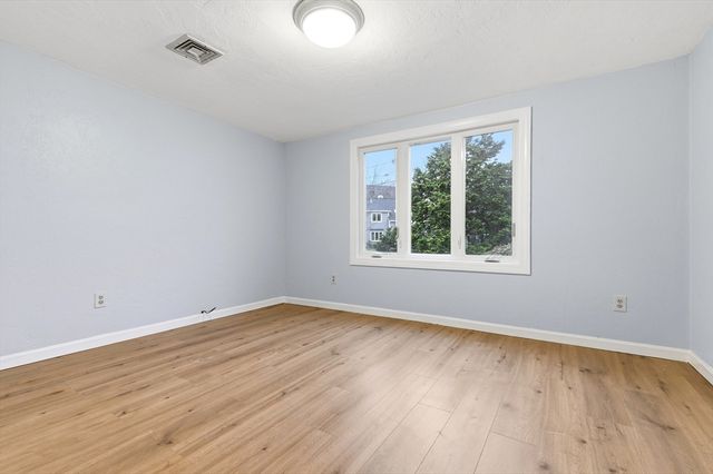 30 Old Quarry Dr 30, Weymouth, MA 02188