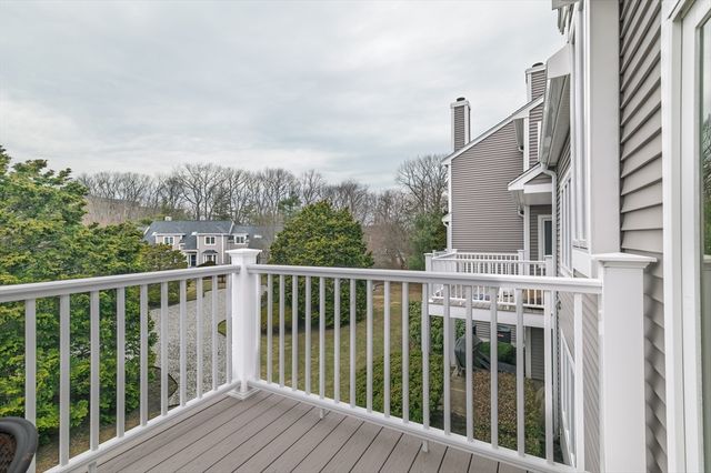 30 Old Quarry Dr 30, Weymouth, MA 02188