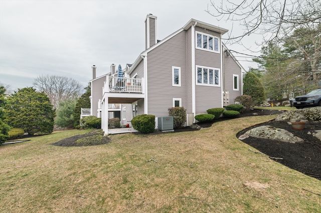30 Old Quarry Dr 30, Weymouth, MA 02188