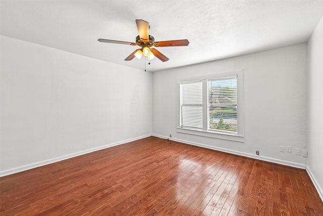 503 E Avenue F, Midlothian, TX 76065