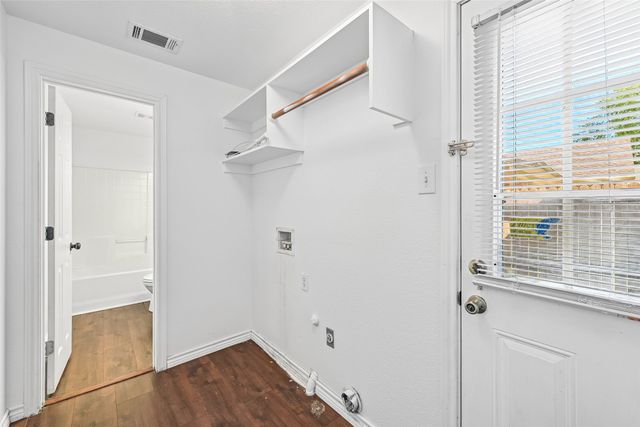 503 E Avenue F, Midlothian, TX 76065