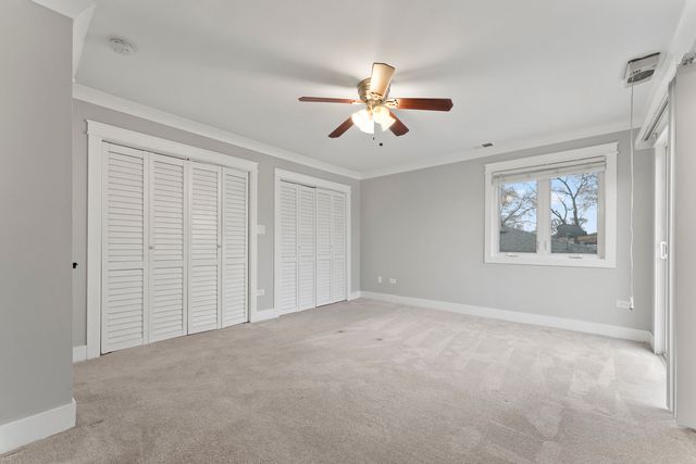 8306 S 82nd Avenue, Justice, IL 60458