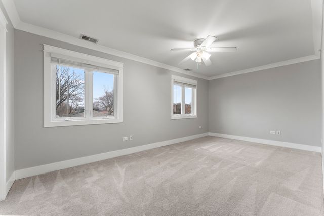 8306 S 82nd Avenue, Justice, IL 60458