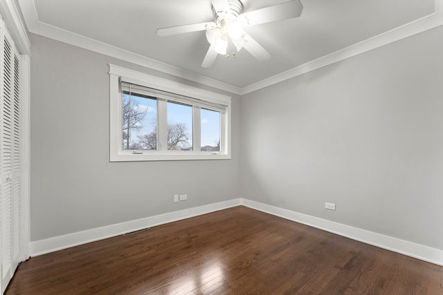 8306 S 82nd Avenue, Justice, IL 60458