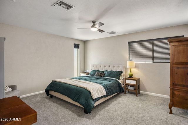 611 E CANTERBURY Lane, Phoenix, AZ 85022