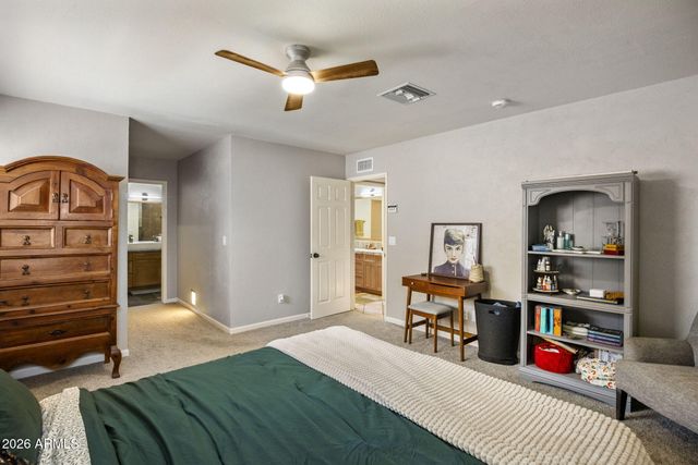 611 E CANTERBURY Lane, Phoenix, AZ 85022