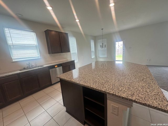 440 Sunrise Park, Seguin, TX 78155