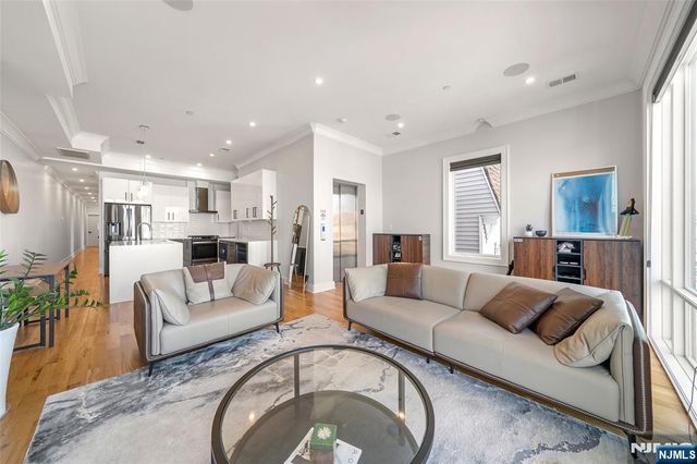 3305 Pleasant Avenue 2, Union City, NJ 07087