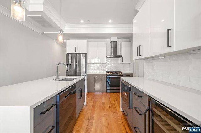 3305 Pleasant Avenue 2, Union City, NJ 07087