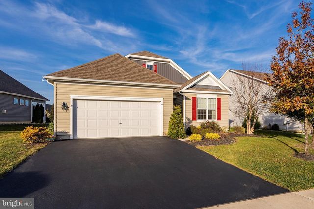 16 RACCOON LN, Barnegat, NJ 08005