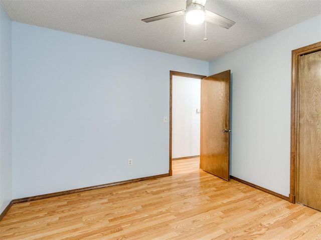 104 Redbird Circle, Midwest City, OK 73110