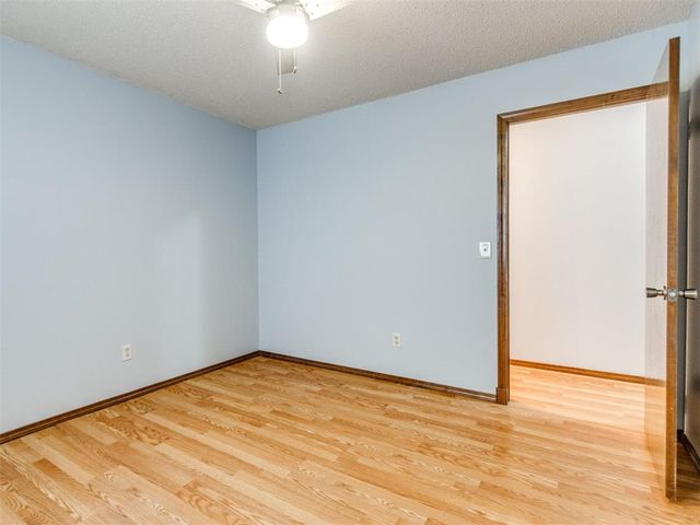 104 Redbird Circle, Midwest City, OK 73110