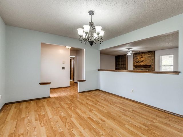 104 Redbird Circle, Midwest City, OK 73110