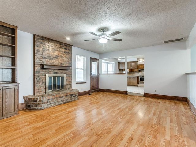 104 Redbird Circle, Midwest City, OK 73110