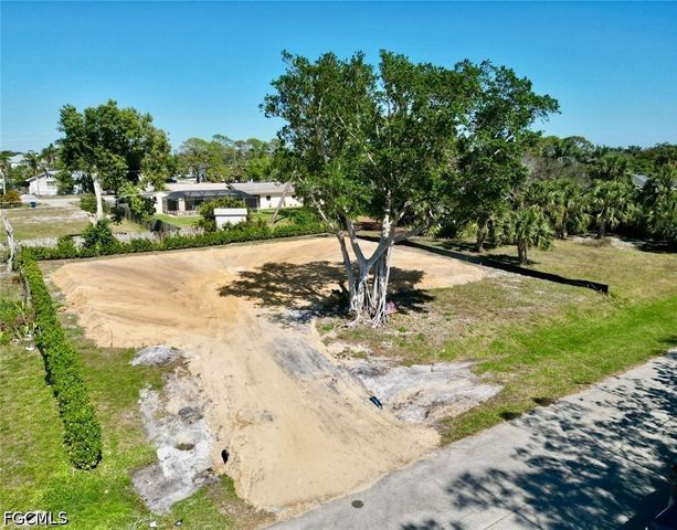 4418 Mariner RD, Bonita Springs, FL 34134