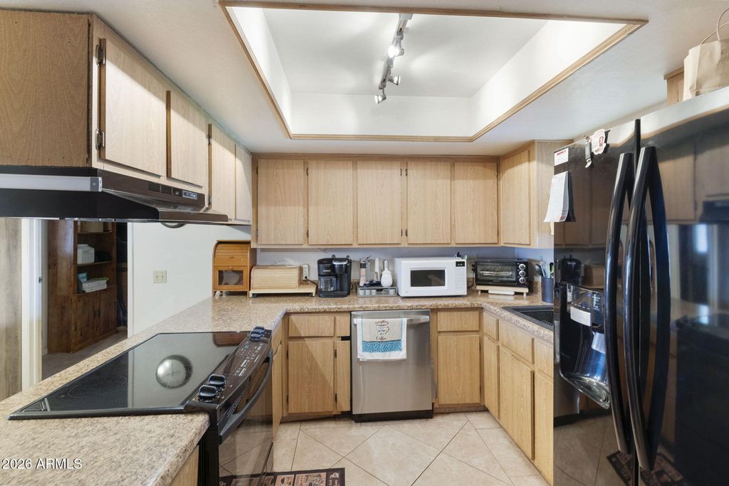 538 E FRIAR Avenue, Apache Junction, AZ 85119 — photo 3