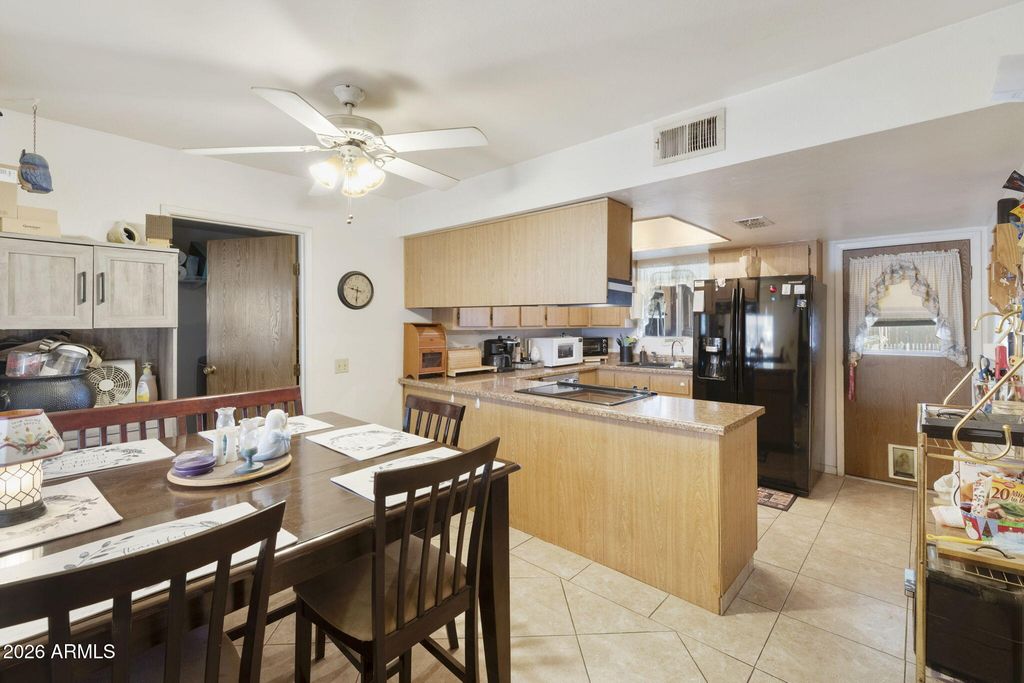 538 E FRIAR Avenue, Apache Junction, AZ 85119 — photo 4