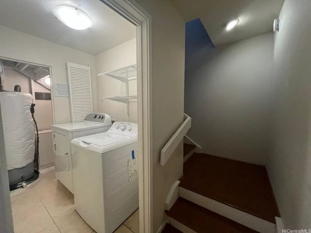 1487 Hiikala Place 28, Honolulu, HI 96816