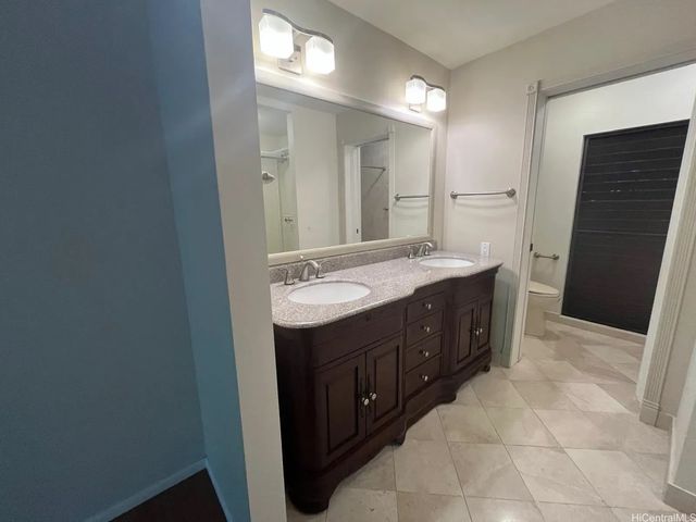 1487 Hiikala Place 28, Honolulu, HI 96816