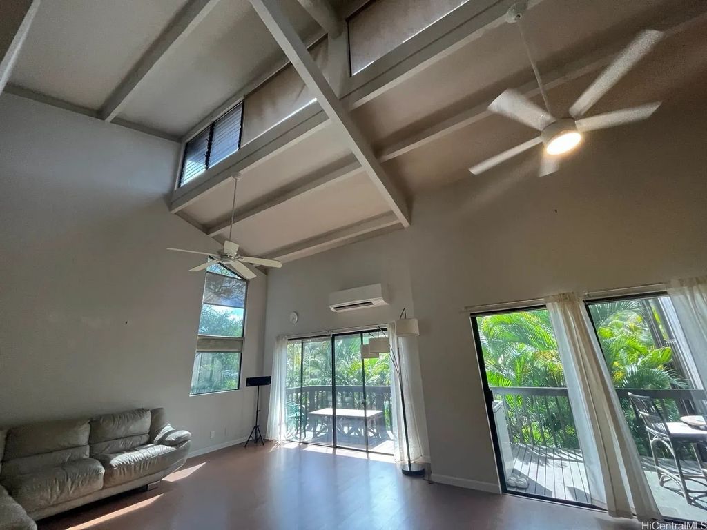 1487 Hiikala Place 28, Honolulu, HI 96816