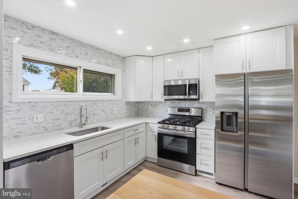 2828 ALABAMA AVE, Halethorpe, MD 21227