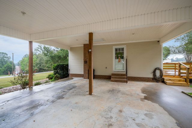 293 Airport Dr, Mcminnville, TN 37110