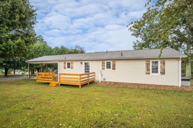 293 Airport Dr, Mcminnville, TN 37110