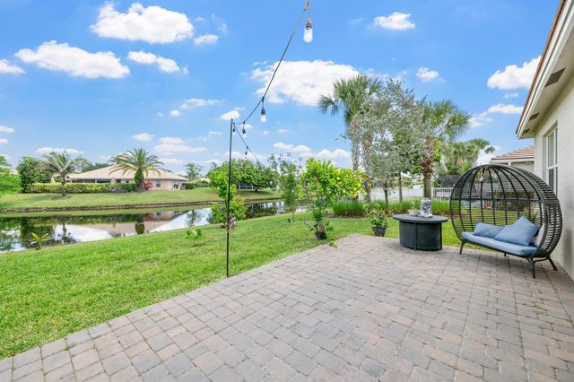 11971 Cypress Key Way, Royal Palm Beach, FL 33411