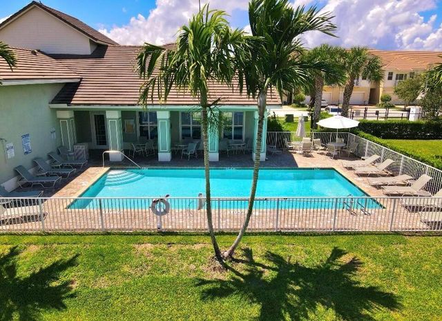 11971 Cypress Key Way, Royal Palm Beach, FL 33411