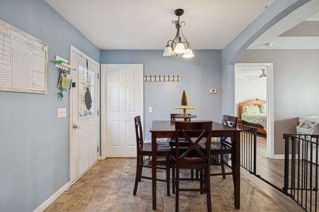 104 Leigh Anna Cir, Lafayette, TN 37083