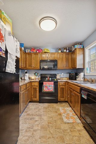 104 Leigh Anna Cir, Lafayette, TN 37083