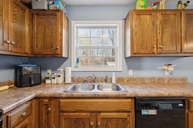 104 Leigh Anna Cir, Lafayette, TN 37083