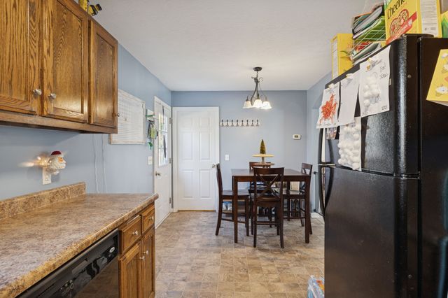 104 Leigh Anna Cir, Lafayette, TN 37083