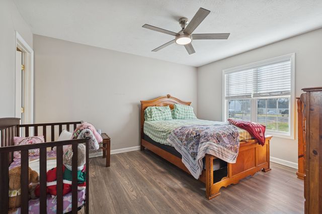 104 Leigh Anna Cir, Lafayette, TN 37083