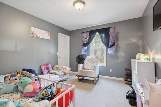 104 Leigh Anna Cir, Lafayette, TN 37083