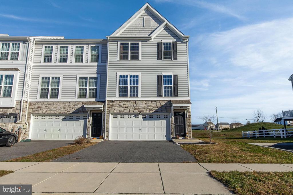 433 WYATT DR, Townsend, DE 19734