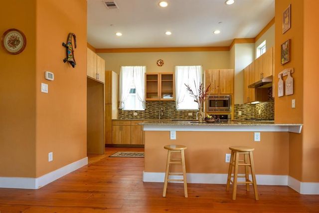 1807 W Webster Street, Houston, TX 77019