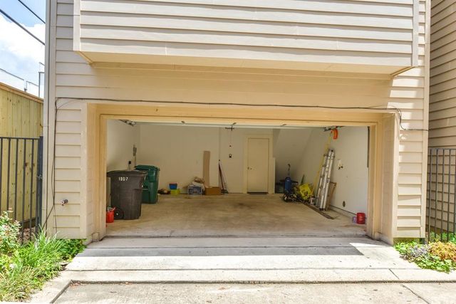 1807 W Webster Street, Houston, TX 77019