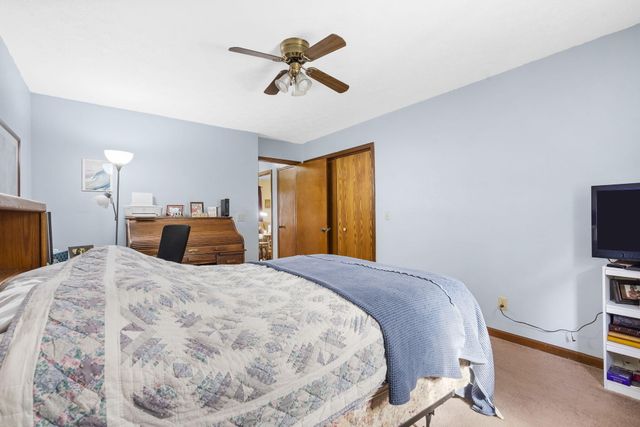 1006 Baretta Court, Aurora, MO 65605